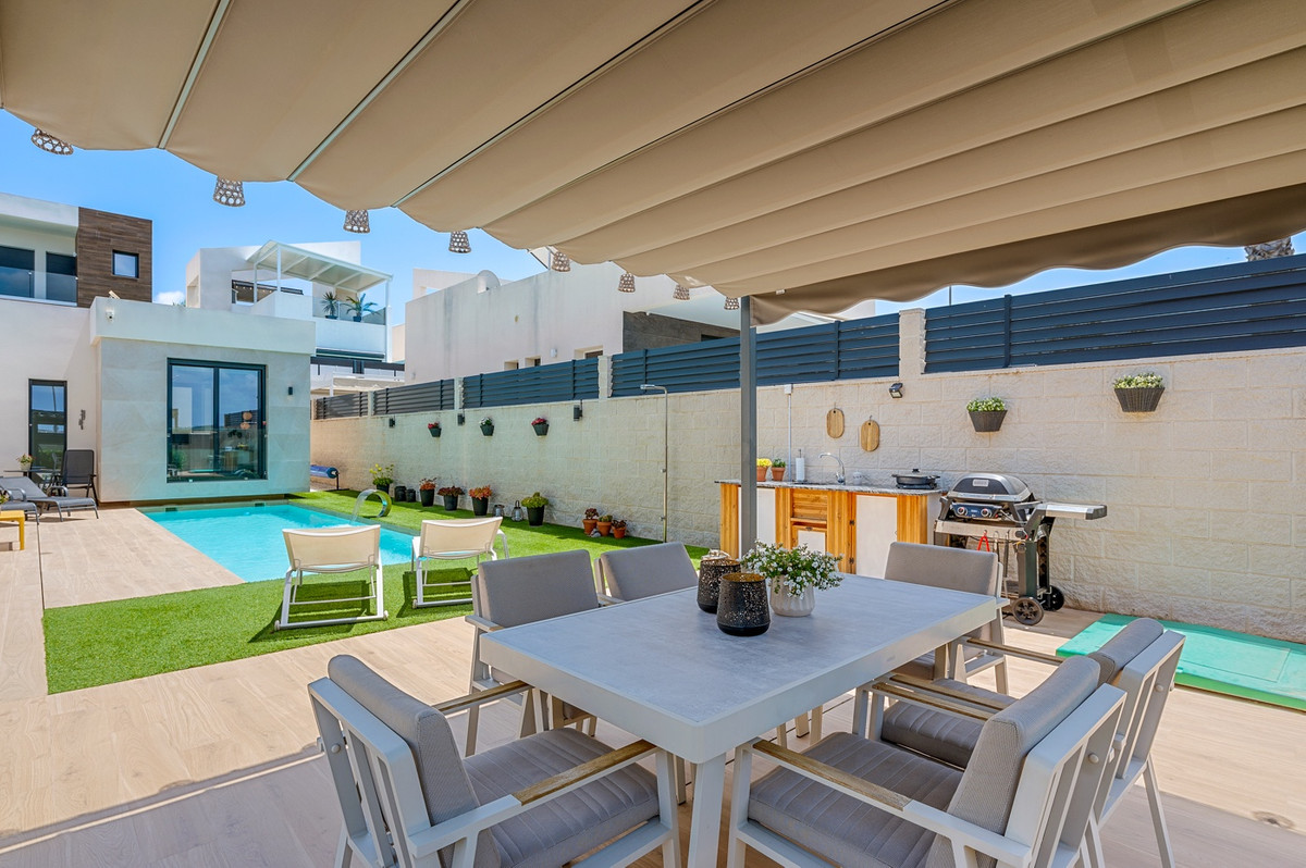 Huis te koop in Benijofar | 3 slaapkamers H5468116
