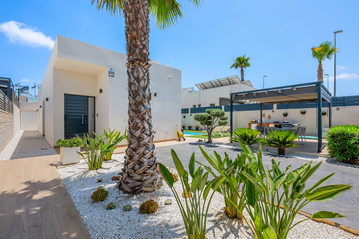 Huis te koop in Benijofar | 3 slaapkamers H5468116