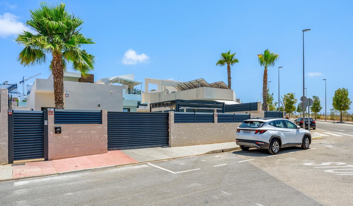 Huis te koop in Benijofar | 3 slaapkamers H5468116