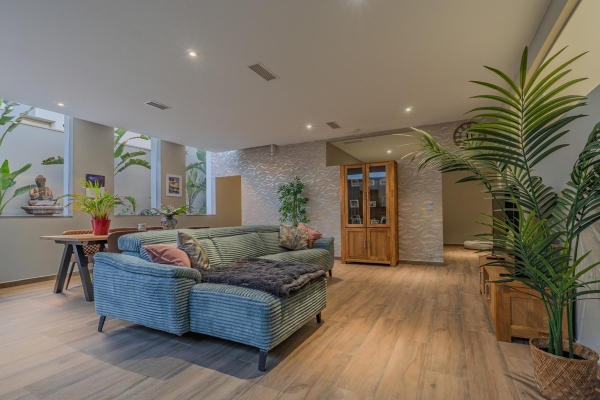 Property main view 38