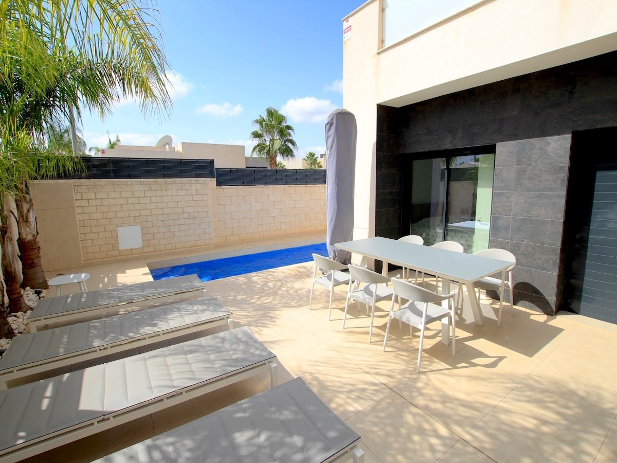 Huis te koop in Benijofar | 3 slaapkamers H5514868
