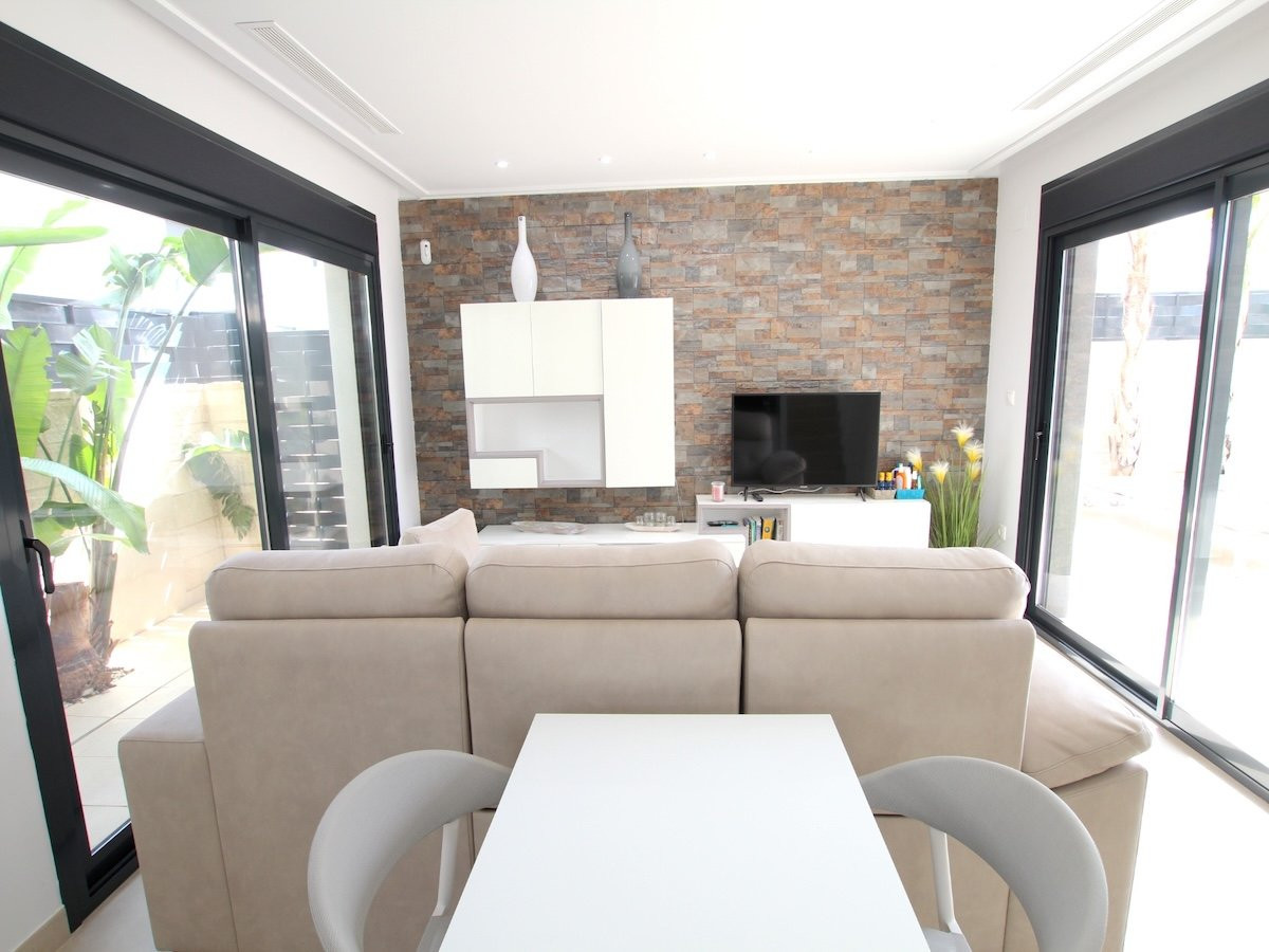 Huis te koop in Benijofar | 3 slaapkamers H5514868