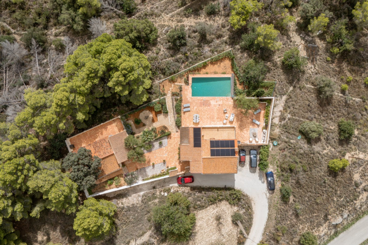 Property main view 44