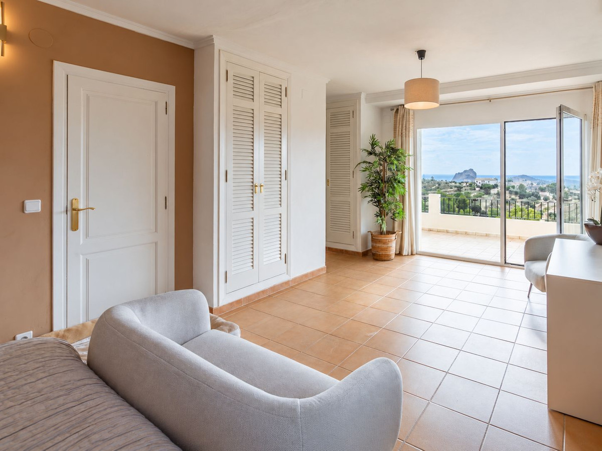 Property main view 45