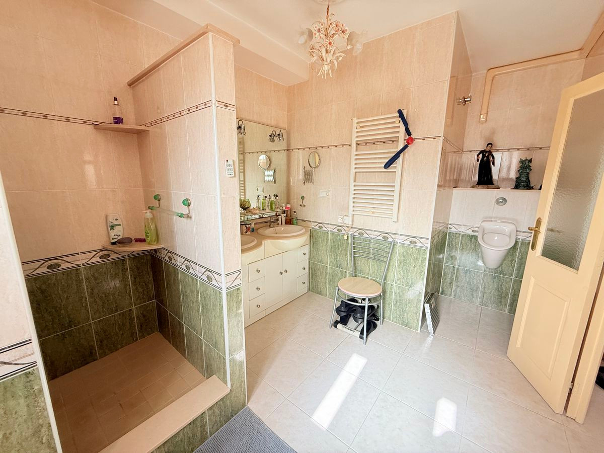 Huis te koop in Benimar | 4 slaapkamers H5211205