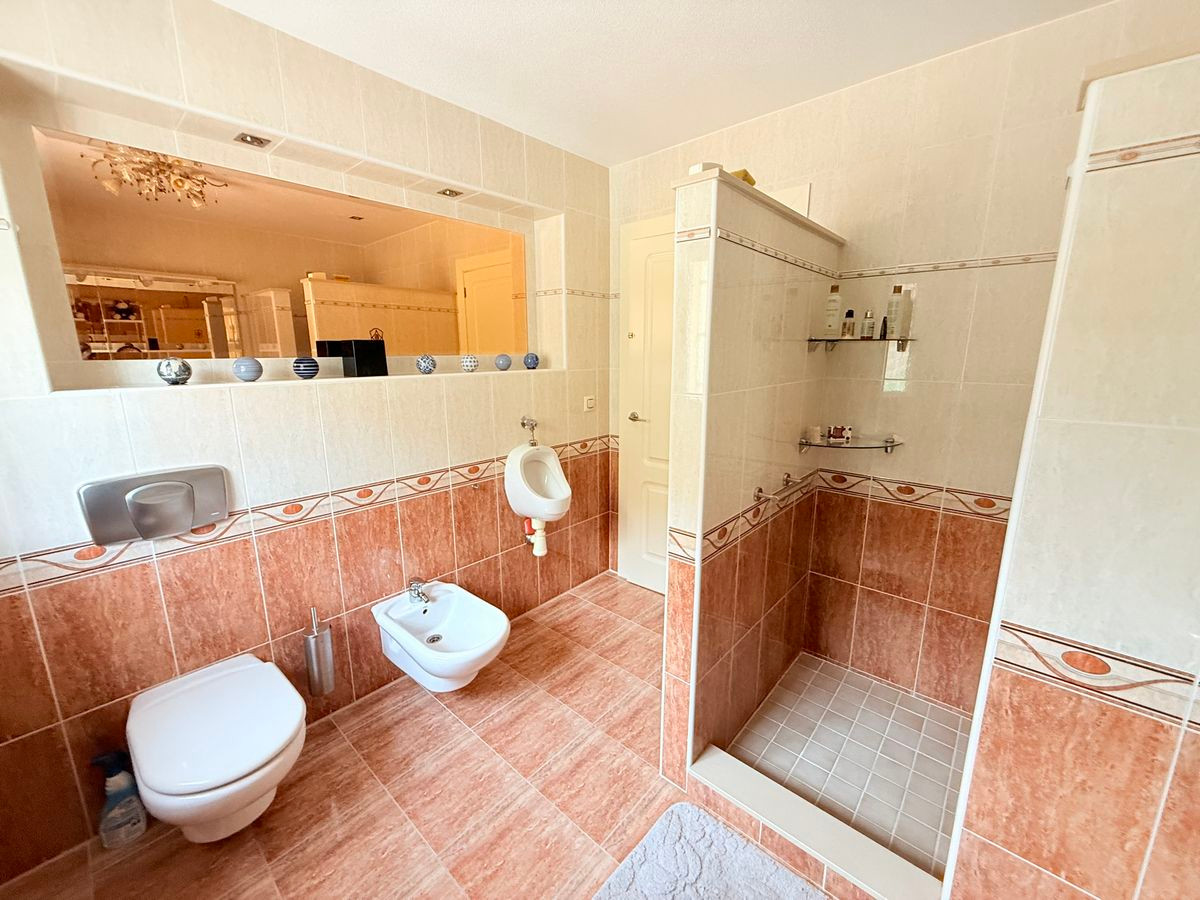 Huis te koop in Benimar | 4 slaapkamers H5211205