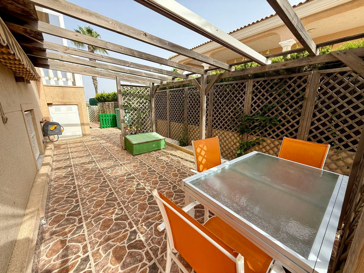 Huis te koop in Benimar | 4 slaapkamers H5211205