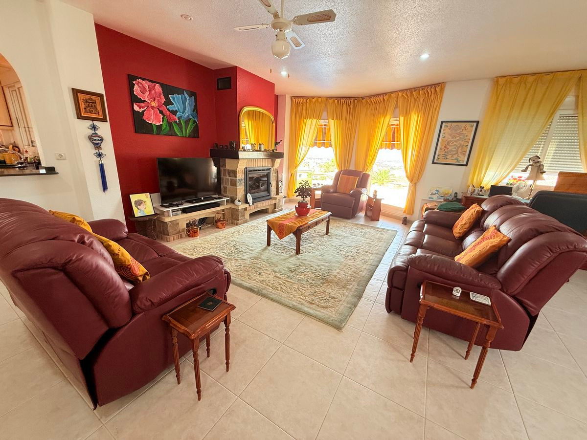 Huis te koop in Benimar | 4 slaapkamers H5211205