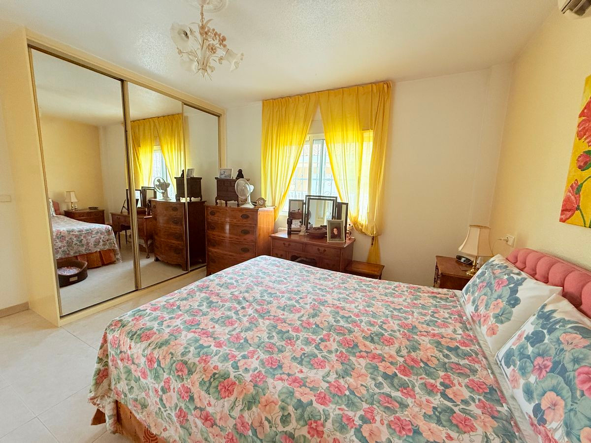 Huis te koop in Benimar | 4 slaapkamers H5211205