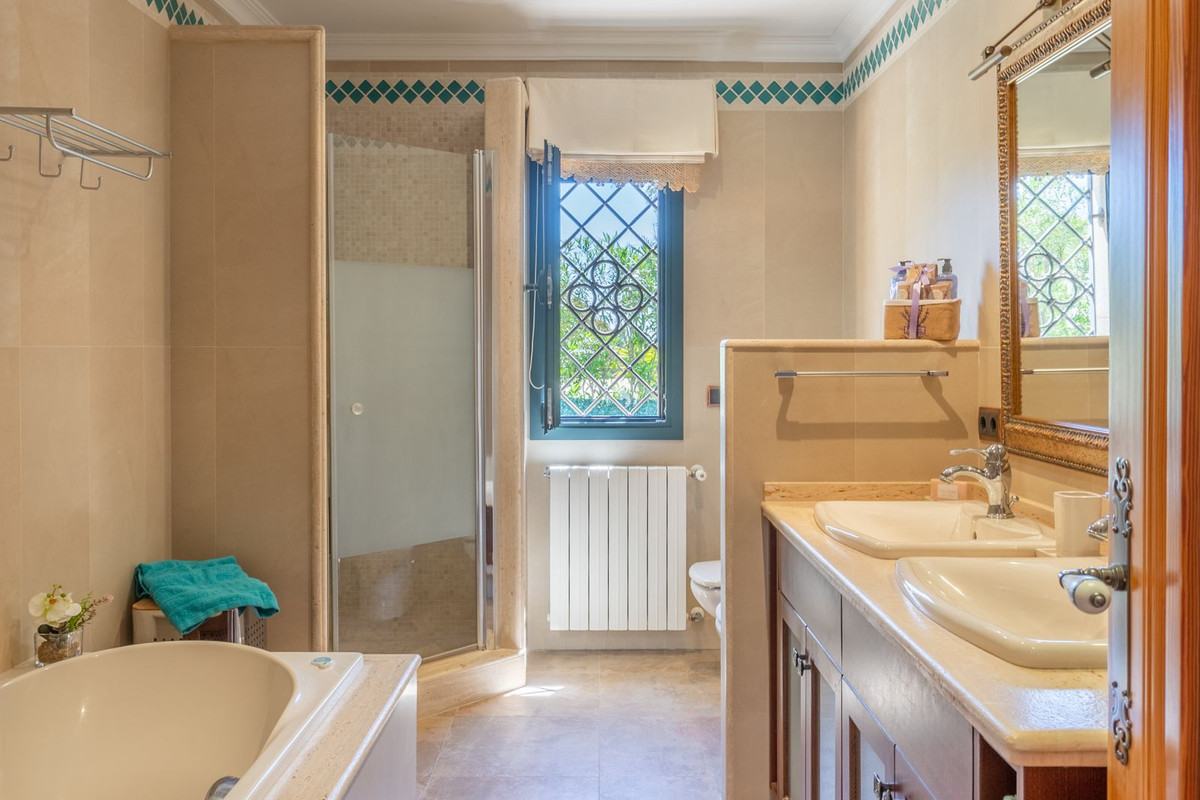 Huis te koop in Benimarco | 5 slaapkamers H5306218