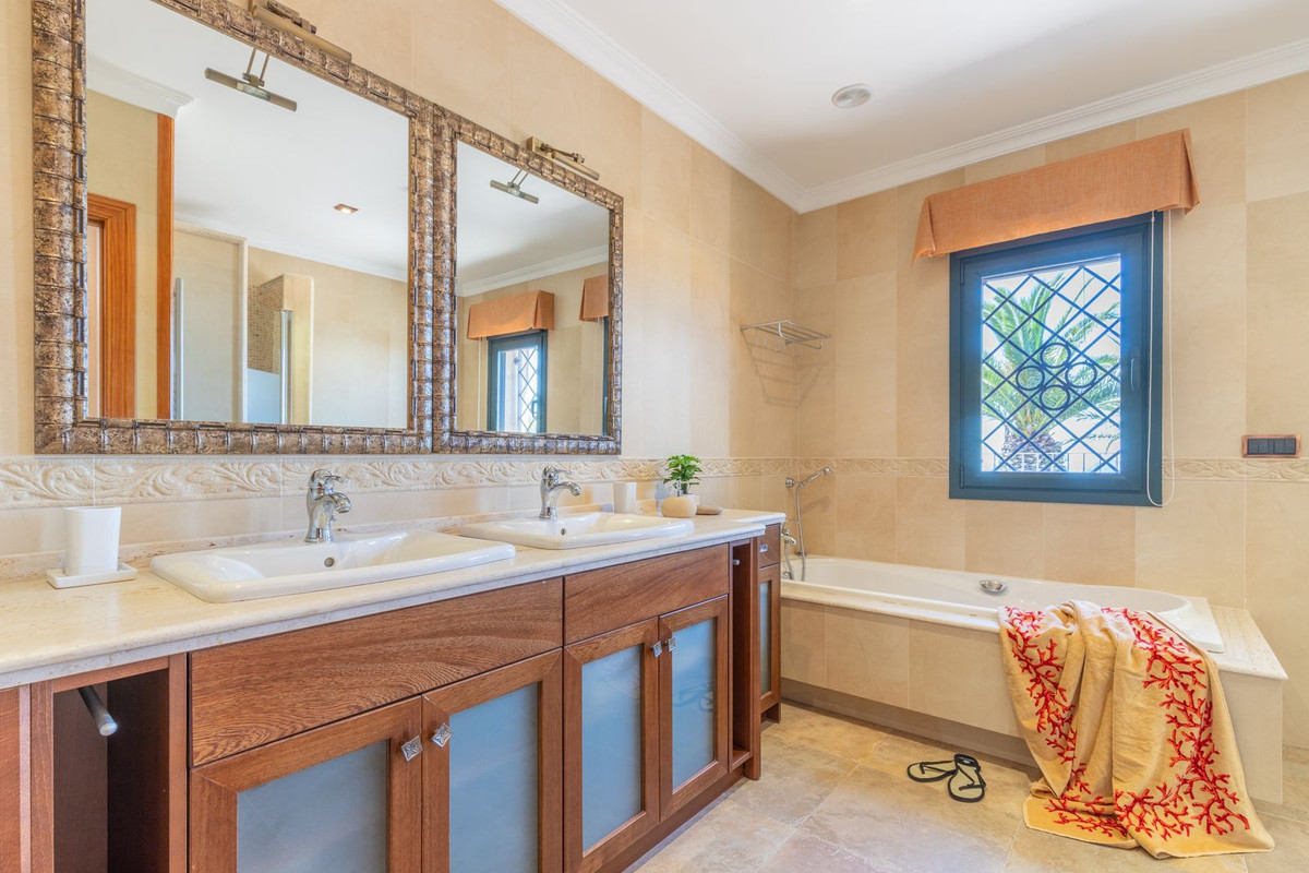 Huis te koop in Benimarco | 5 slaapkamers H5306218