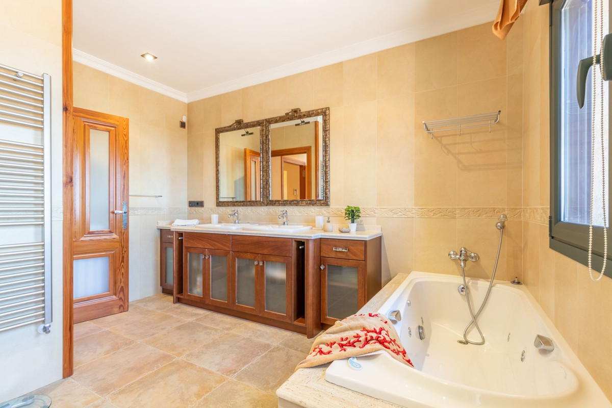 Huis te koop in Benimarco | 5 slaapkamers H5306218