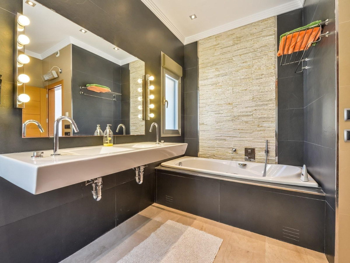 Property main view 21