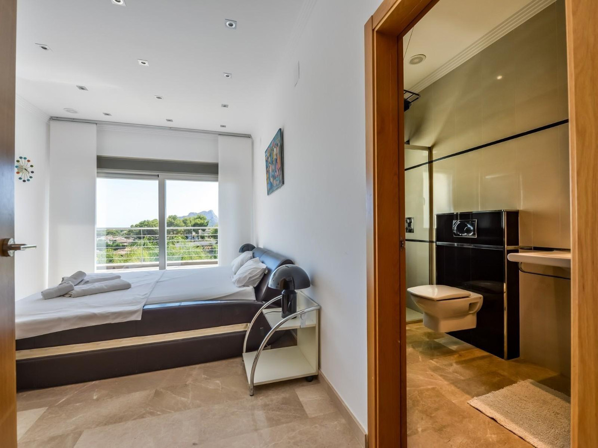 Property main view 38