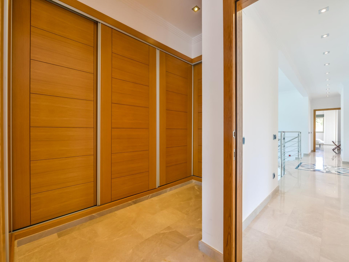 Property main view 40