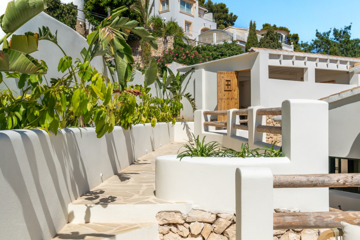 Property main view 33