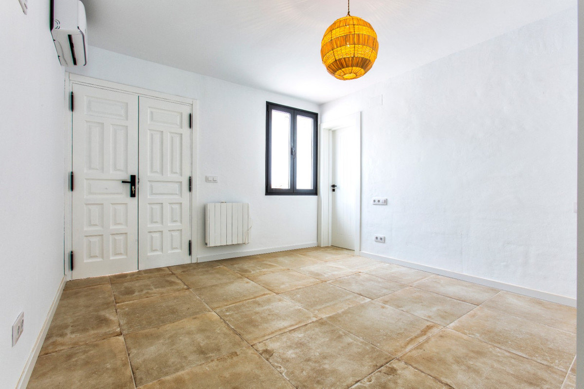 Property main view 33