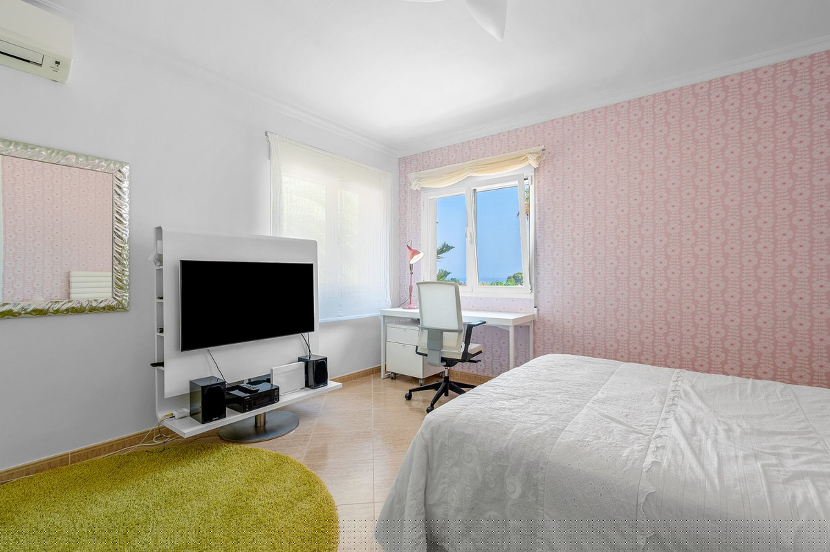 Property main view 44