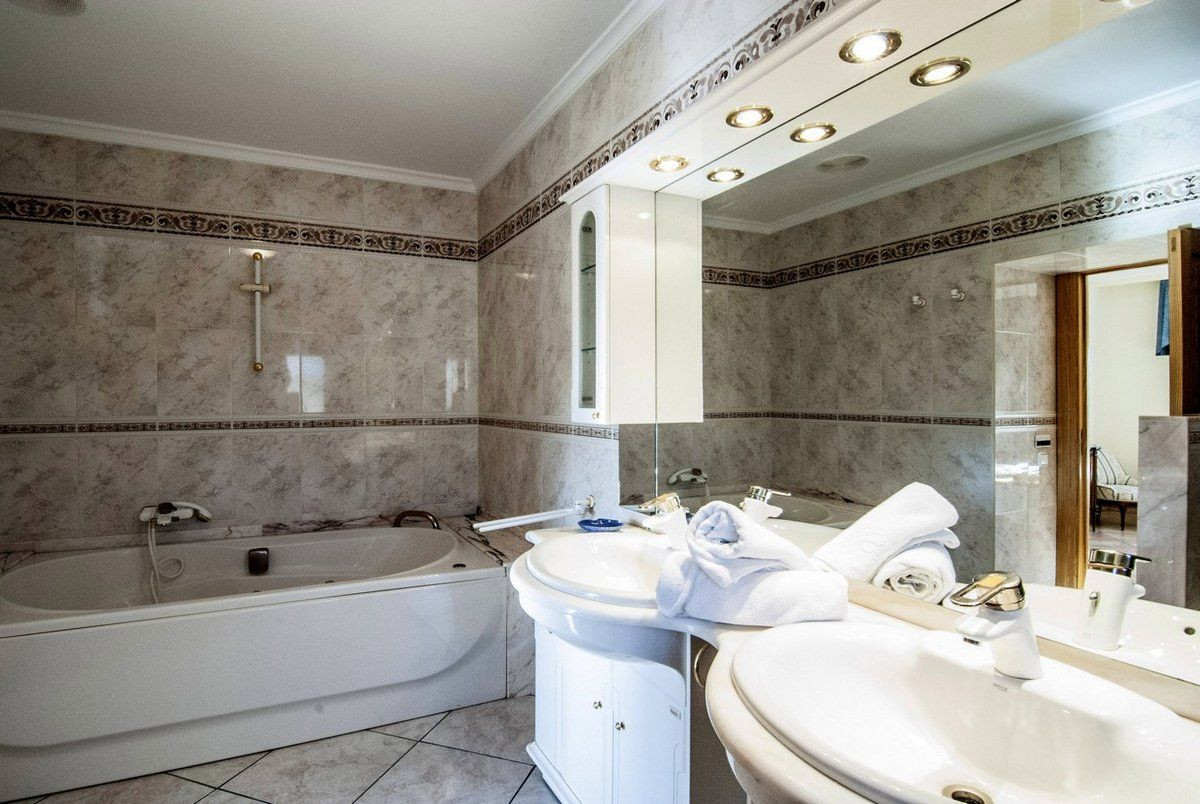 Property main view 30