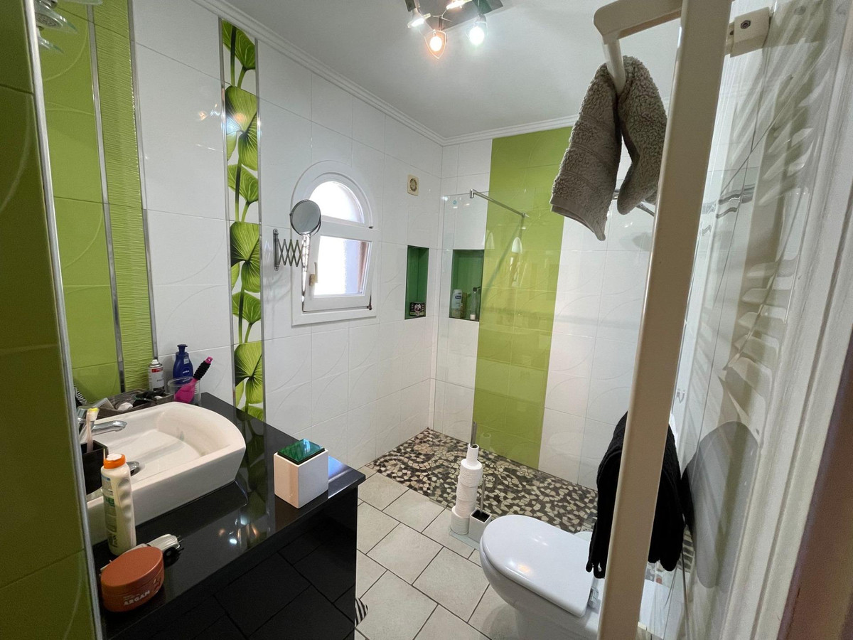 Bungalow te koop in Benissa | 8 slaapkamers H5324089