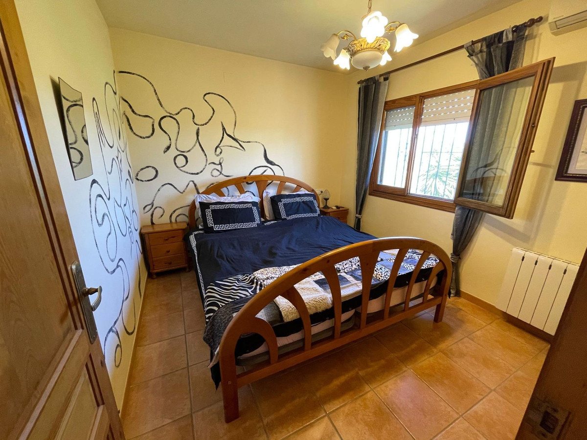 Bungalow te koop in Benissa | 8 slaapkamers H5324089