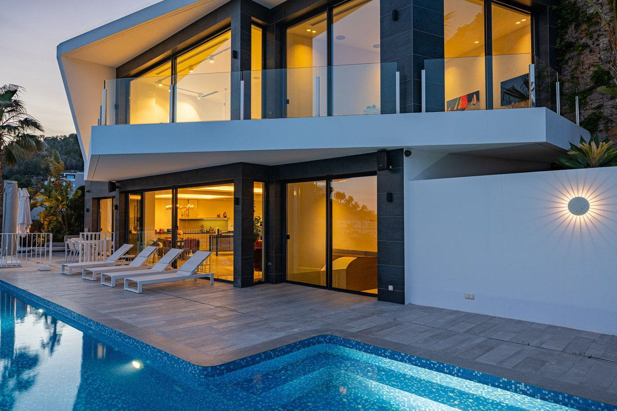 Huis te koop in Benissa | 4 slaapkamers H5367202