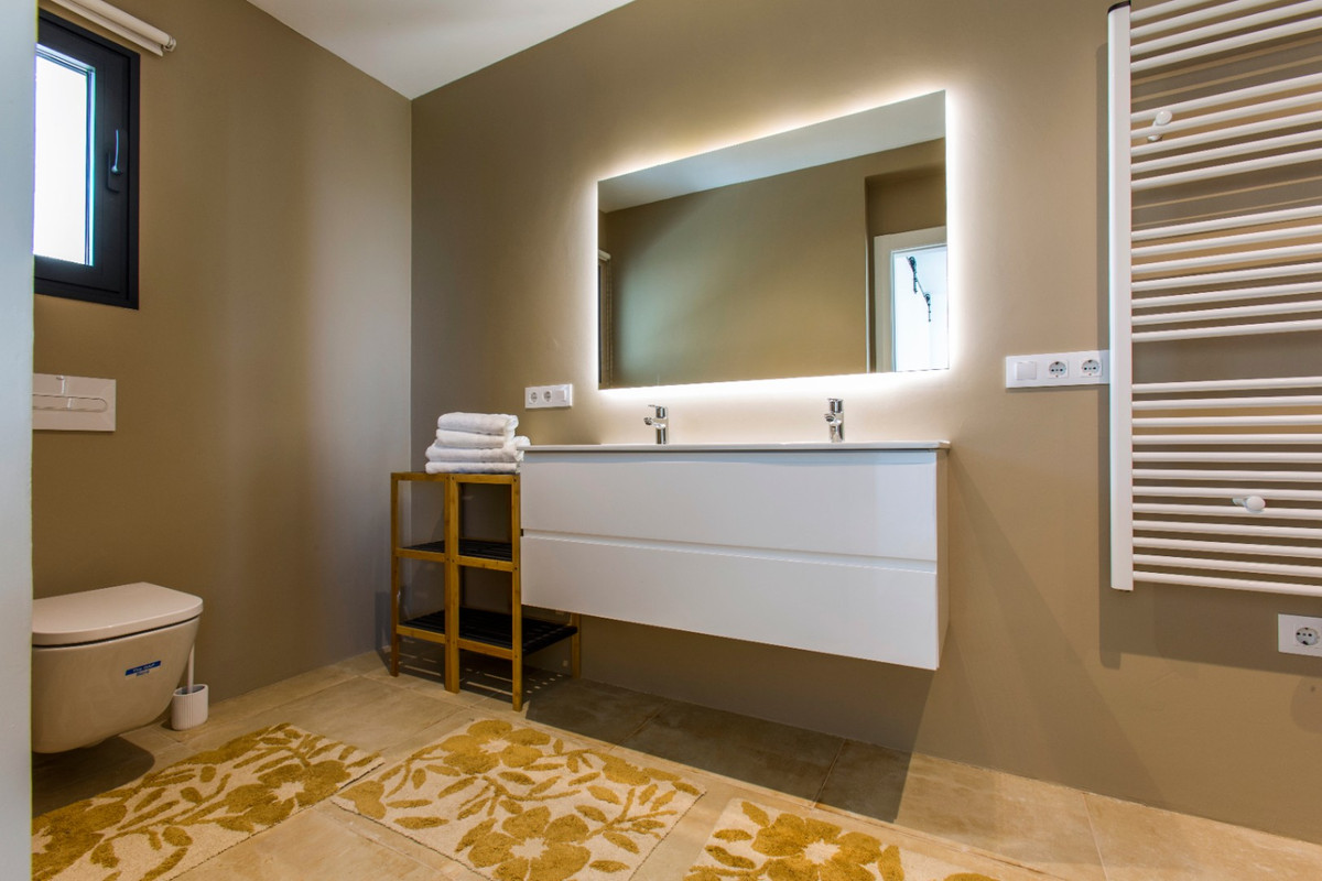 Huis te koop in Benissa | 4 slaapkamers H5382235