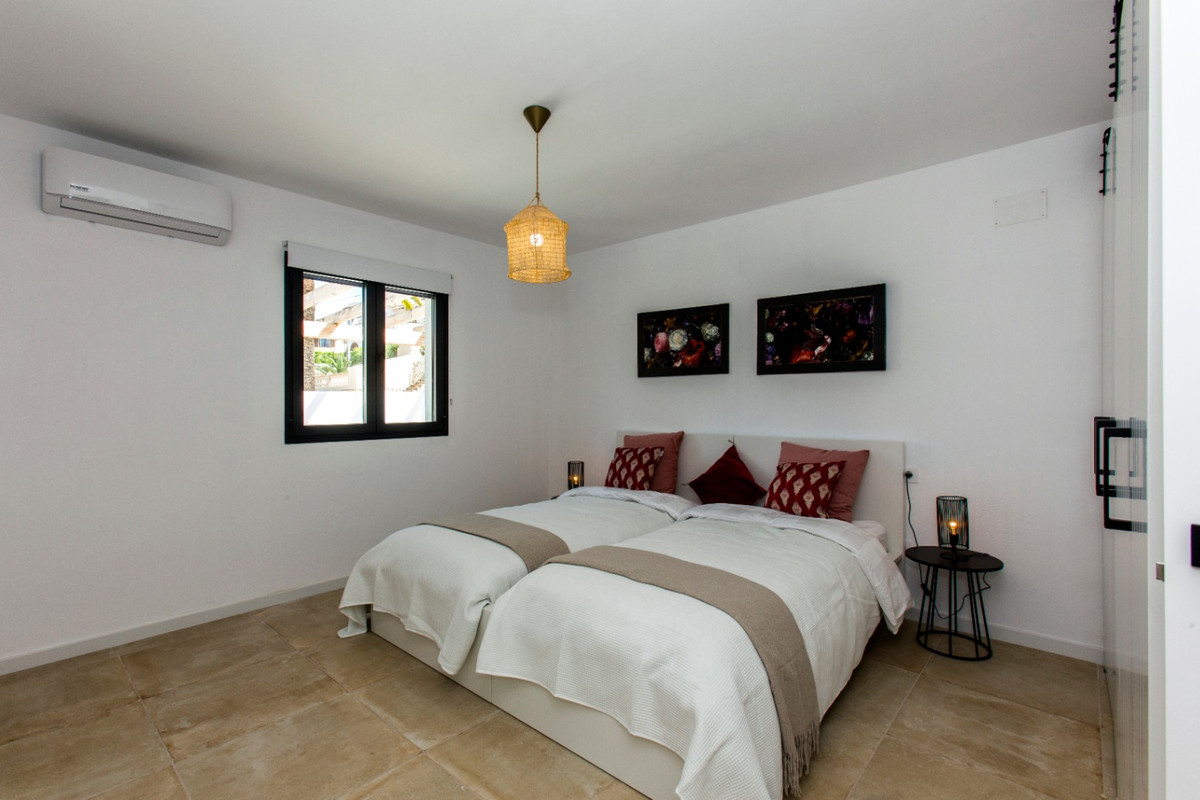 Huis te koop in Benissa | 4 slaapkamers H5382235
