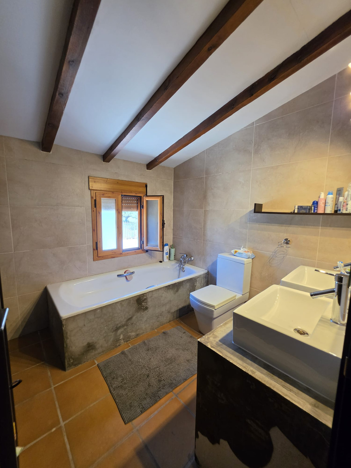 Property main view 37