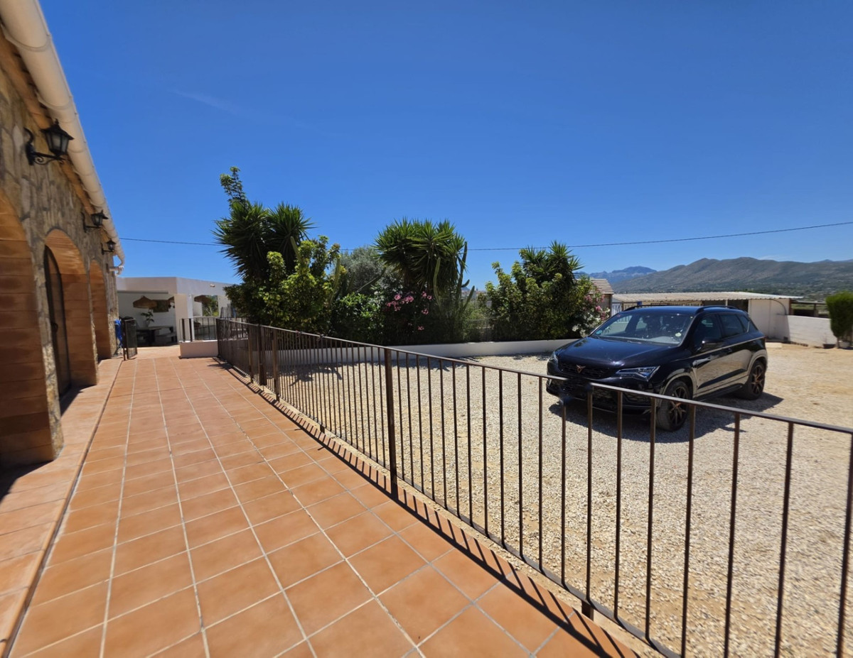 Property main view 45