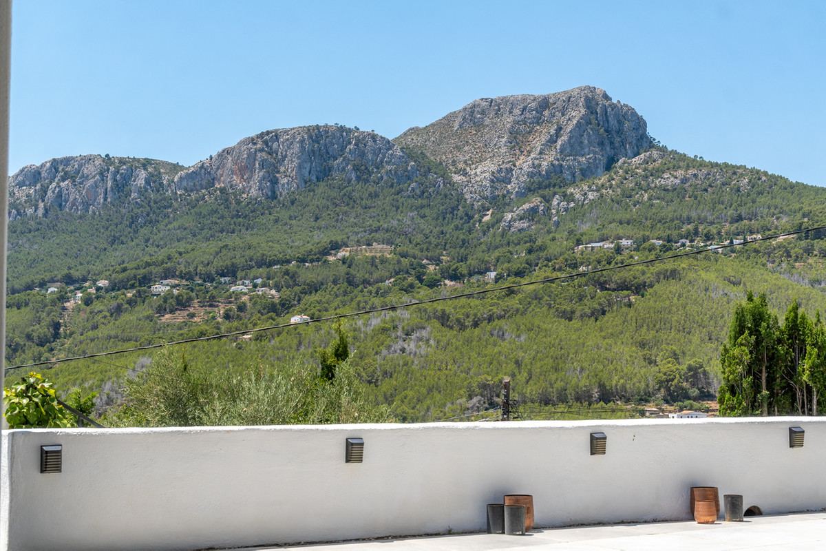 Property main view 30