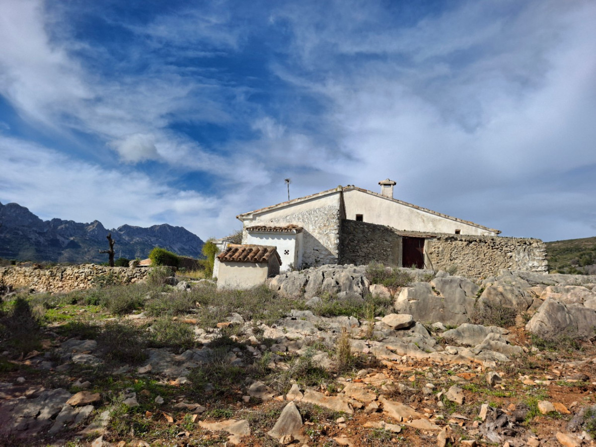 Finca - Cortijo te koop in Benissa | 8 slaapkamers H5523073