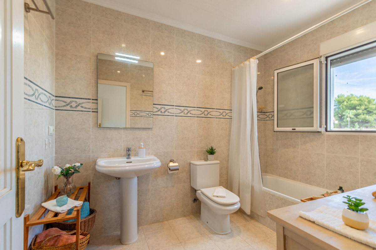 Huis te koop in Benissa | 4 slaapkamers H5527957