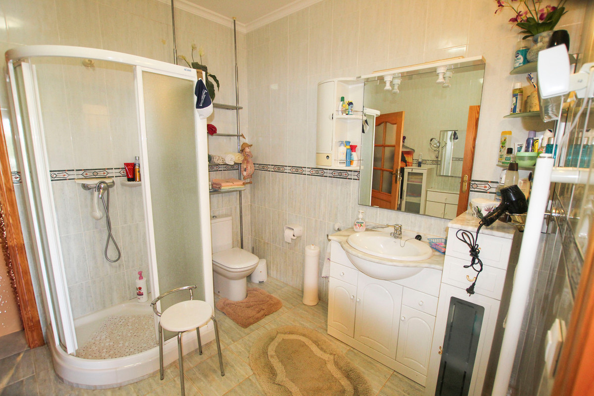 Huis te koop in Benissa Coast | 4 slaapkamers H5121112