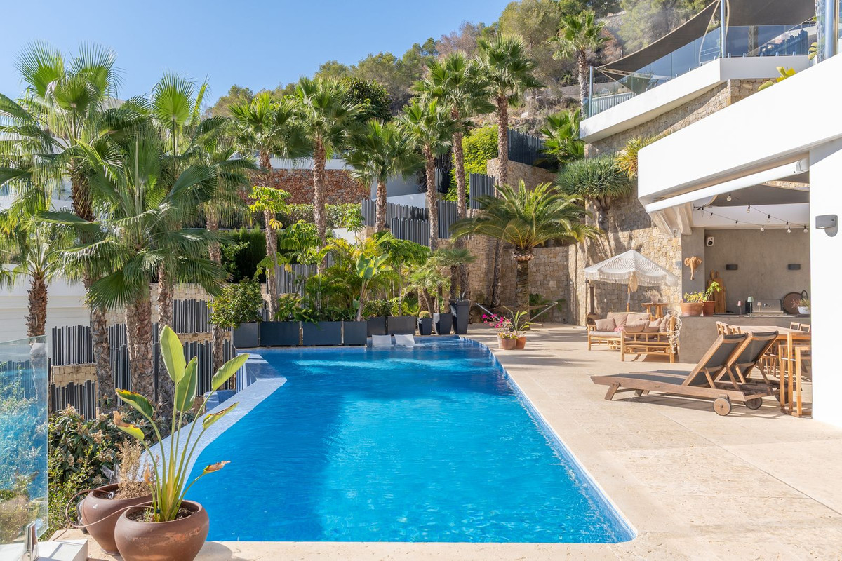 Huis te koop in Benissa Coast | 4 slaapkamers H5232250