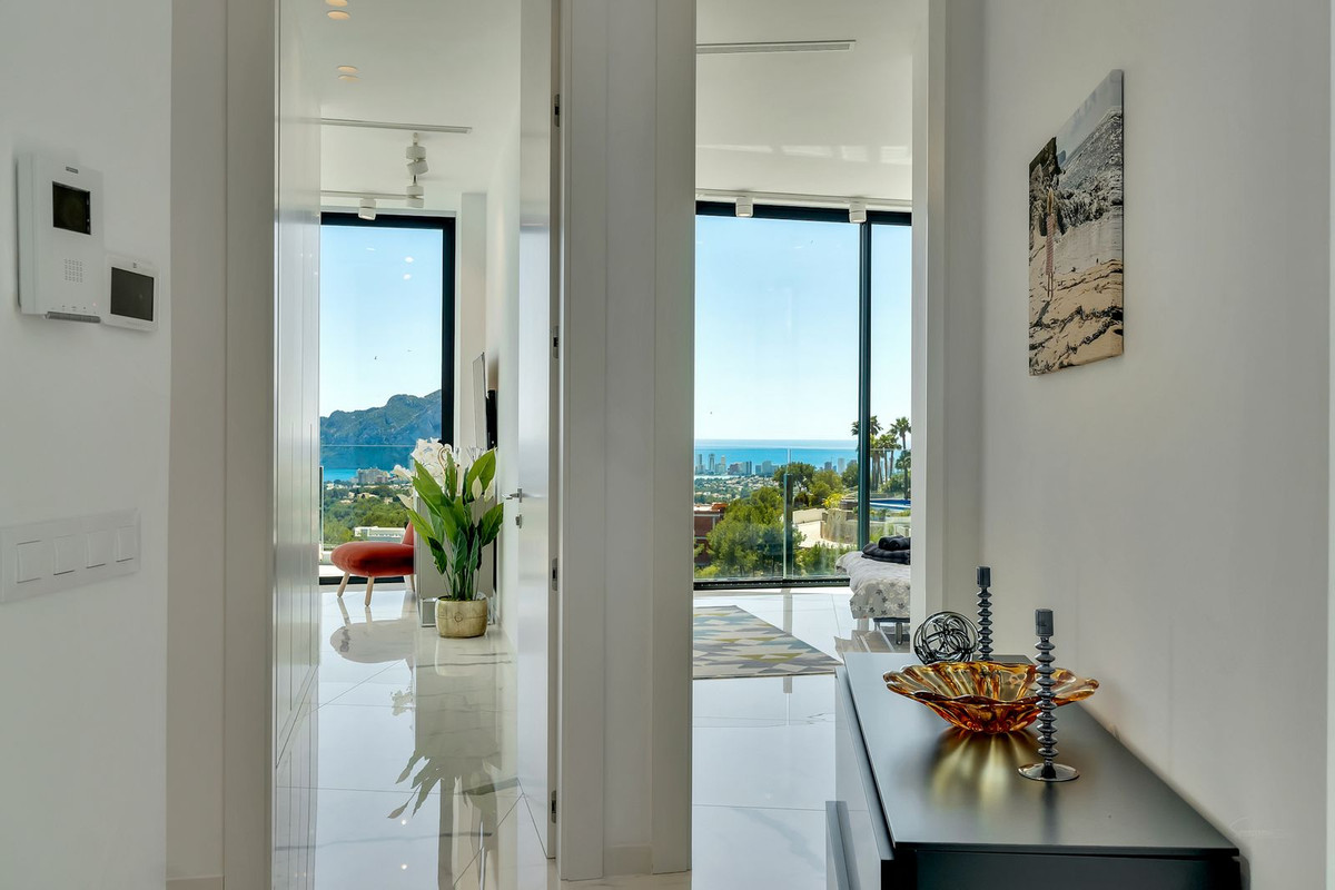 Huis te koop in Benissa Coast | 4 slaapkamers H5371201