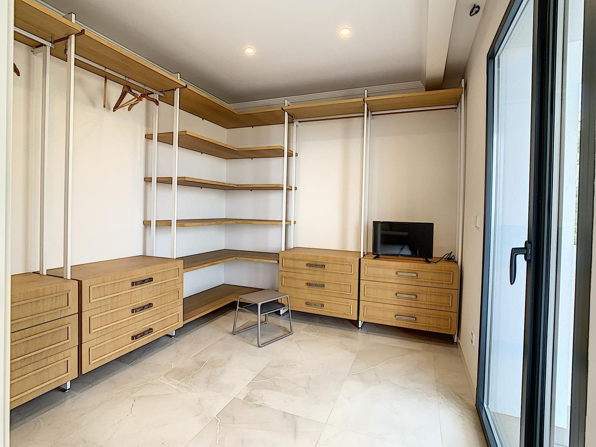 Property main view 25