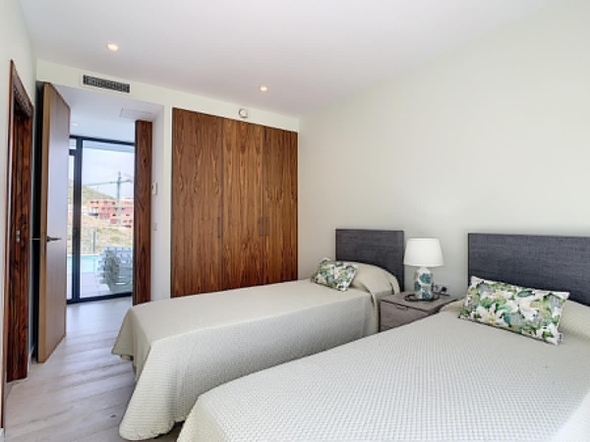 Property main view 32