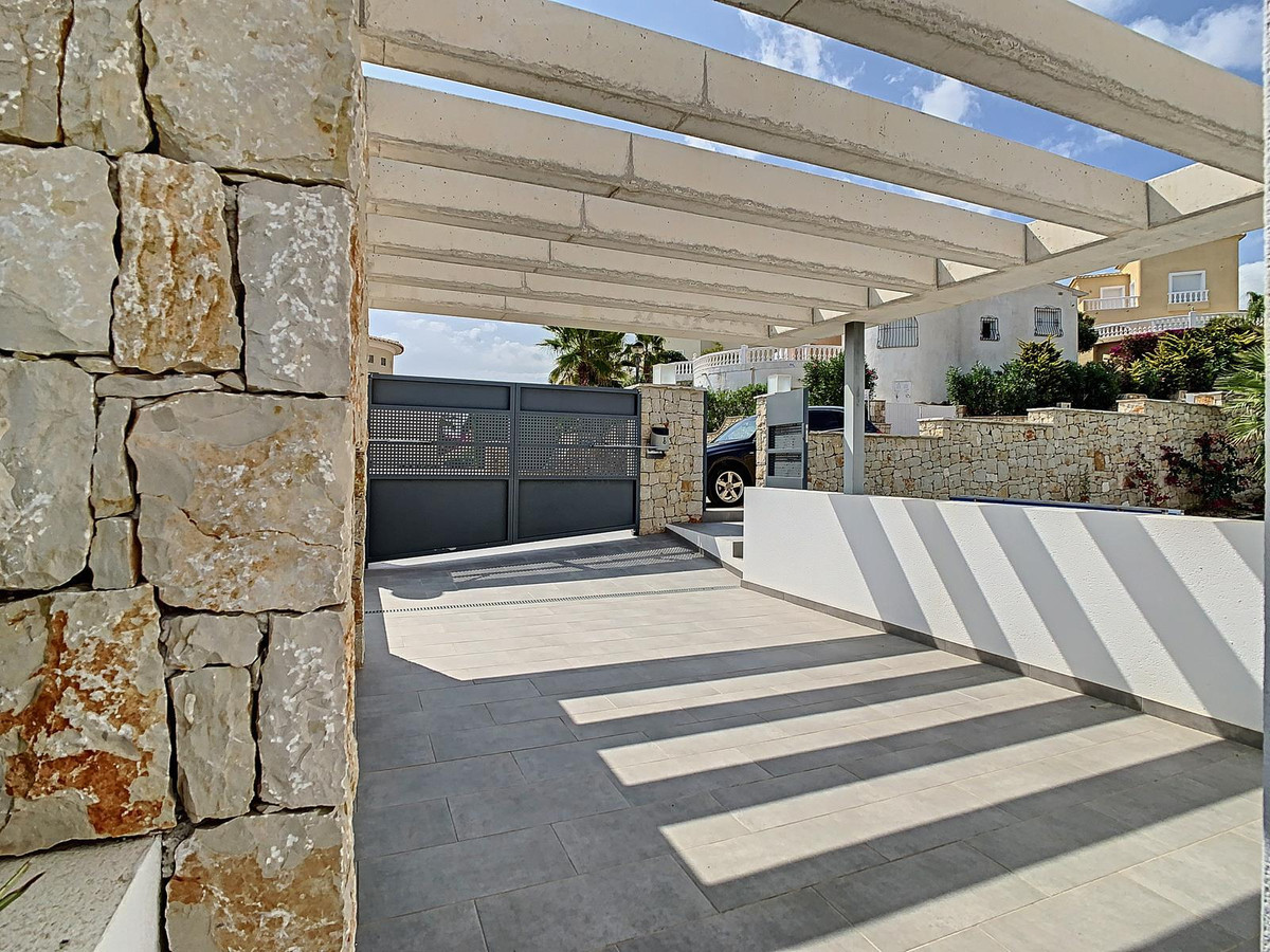 Property main view 33