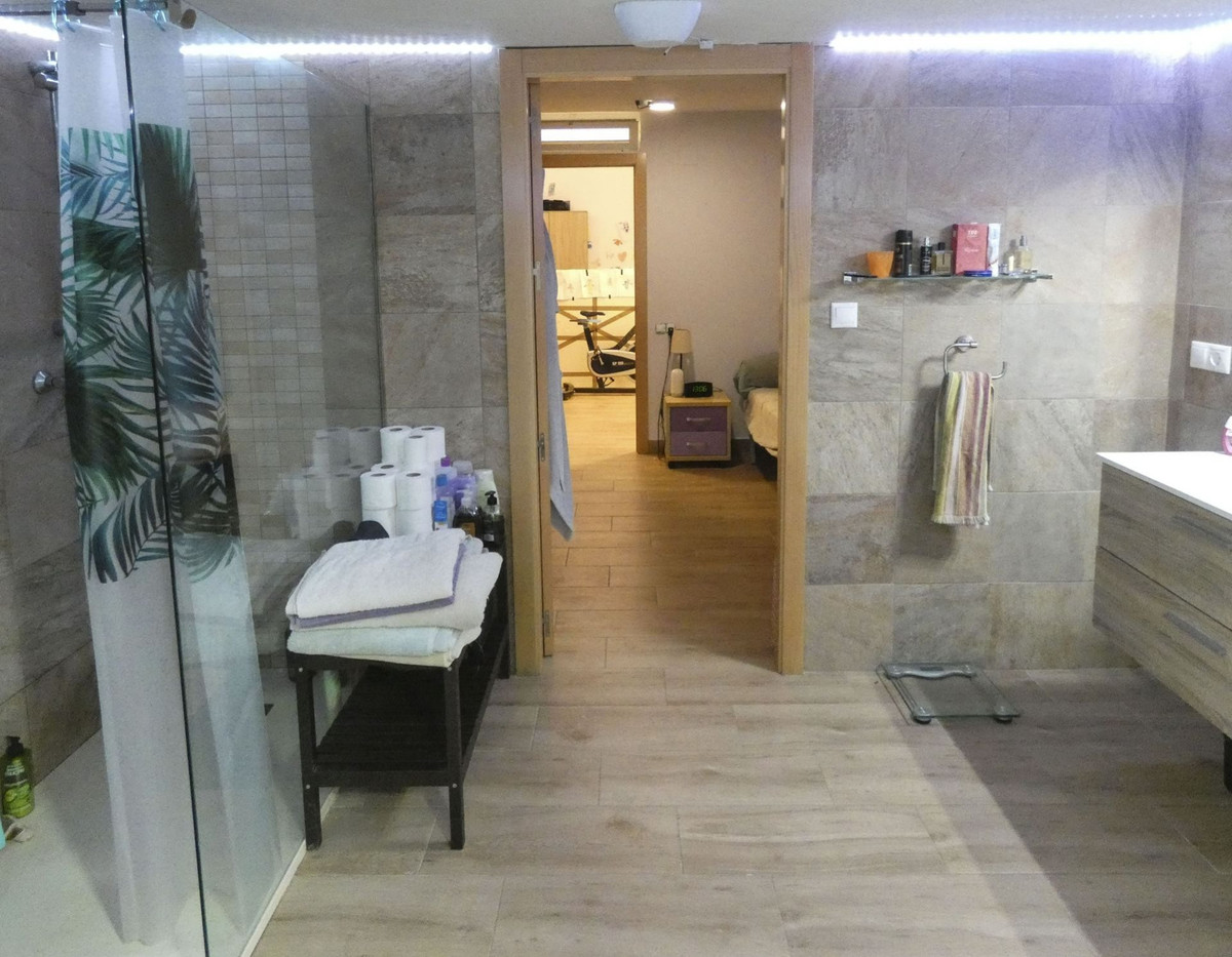 Property main view 40