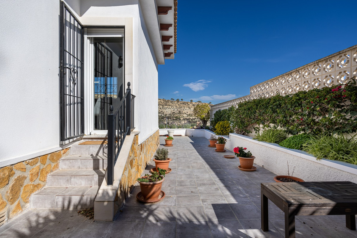 Property main view 36