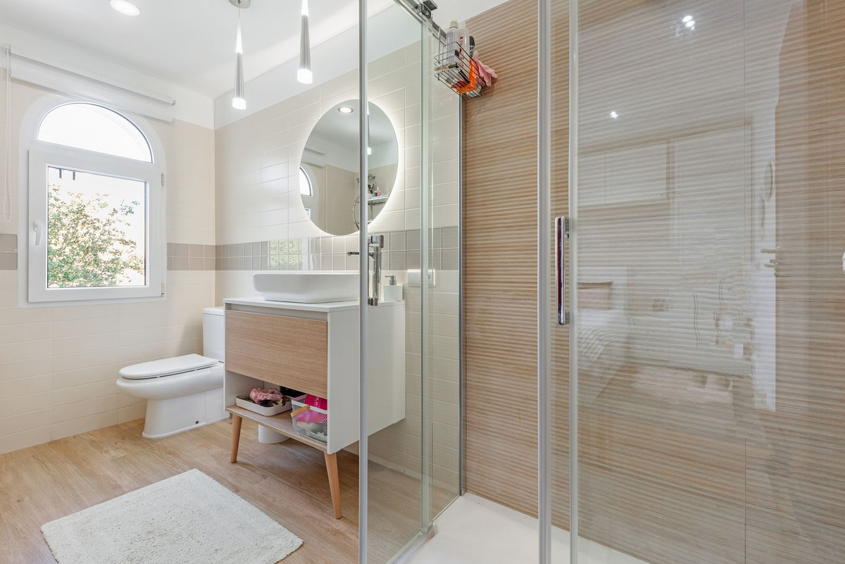 Vrijstaande Villa te koop in Busot | 6 slaapkamers H352422