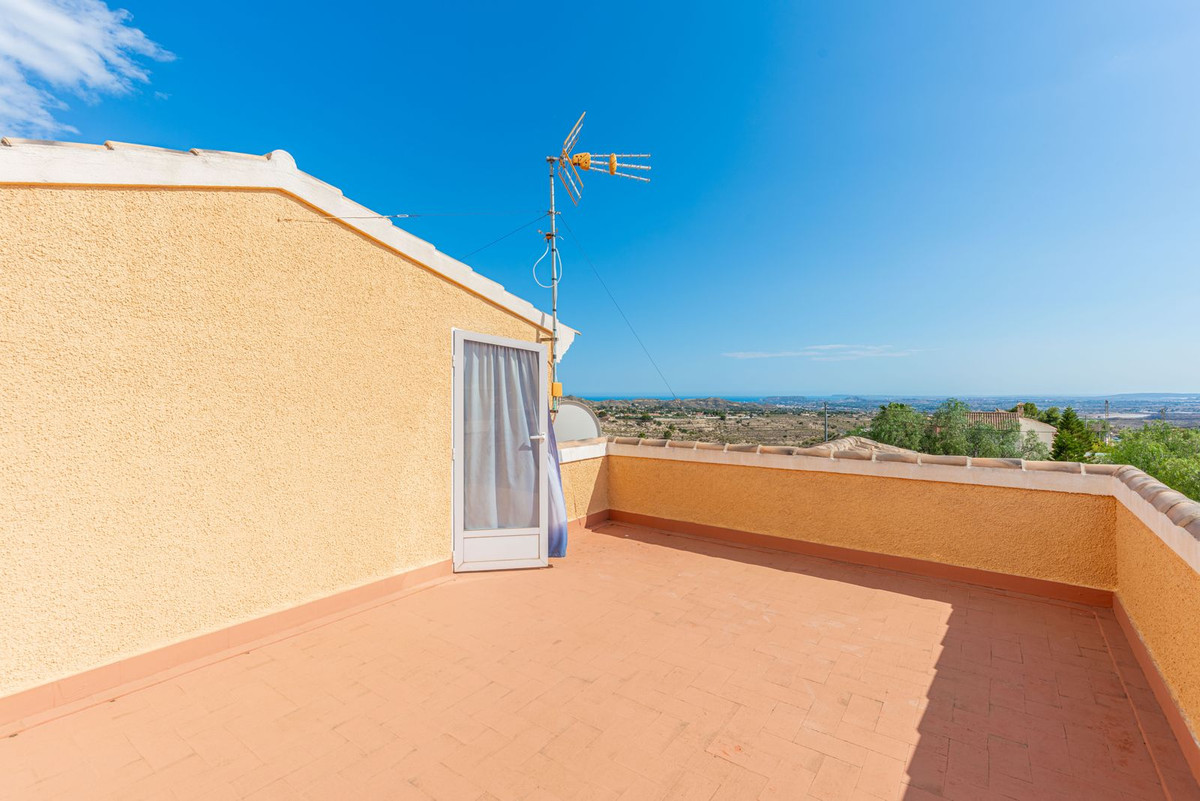 Vrijstaande Villa te koop in Busot | 5 slaapkamers H4063117