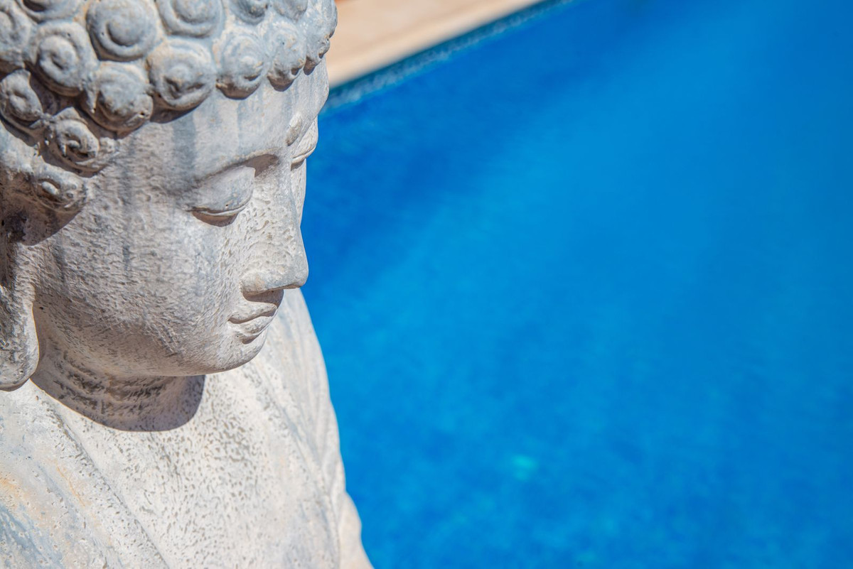 Vrijstaande Villa te koop in Busot | 5 slaapkamers H4063117