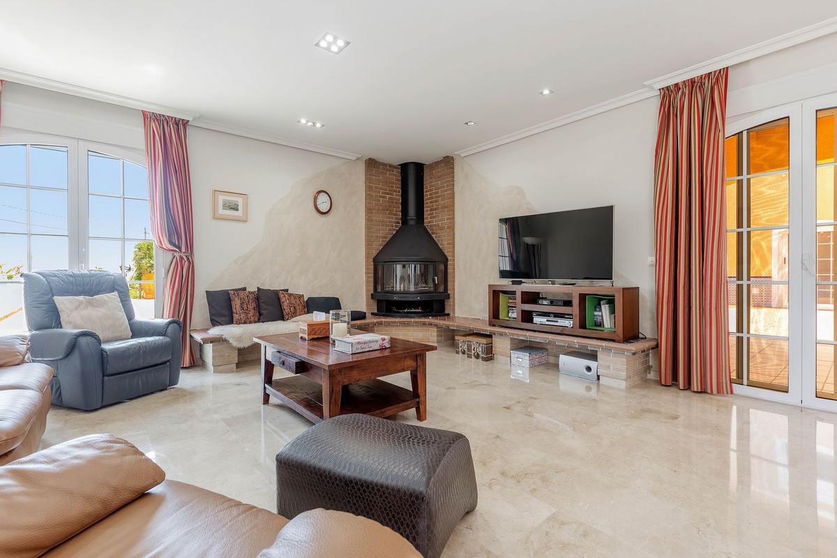 Vrijstaande Villa te koop in Busot | 5 slaapkamers H4063117