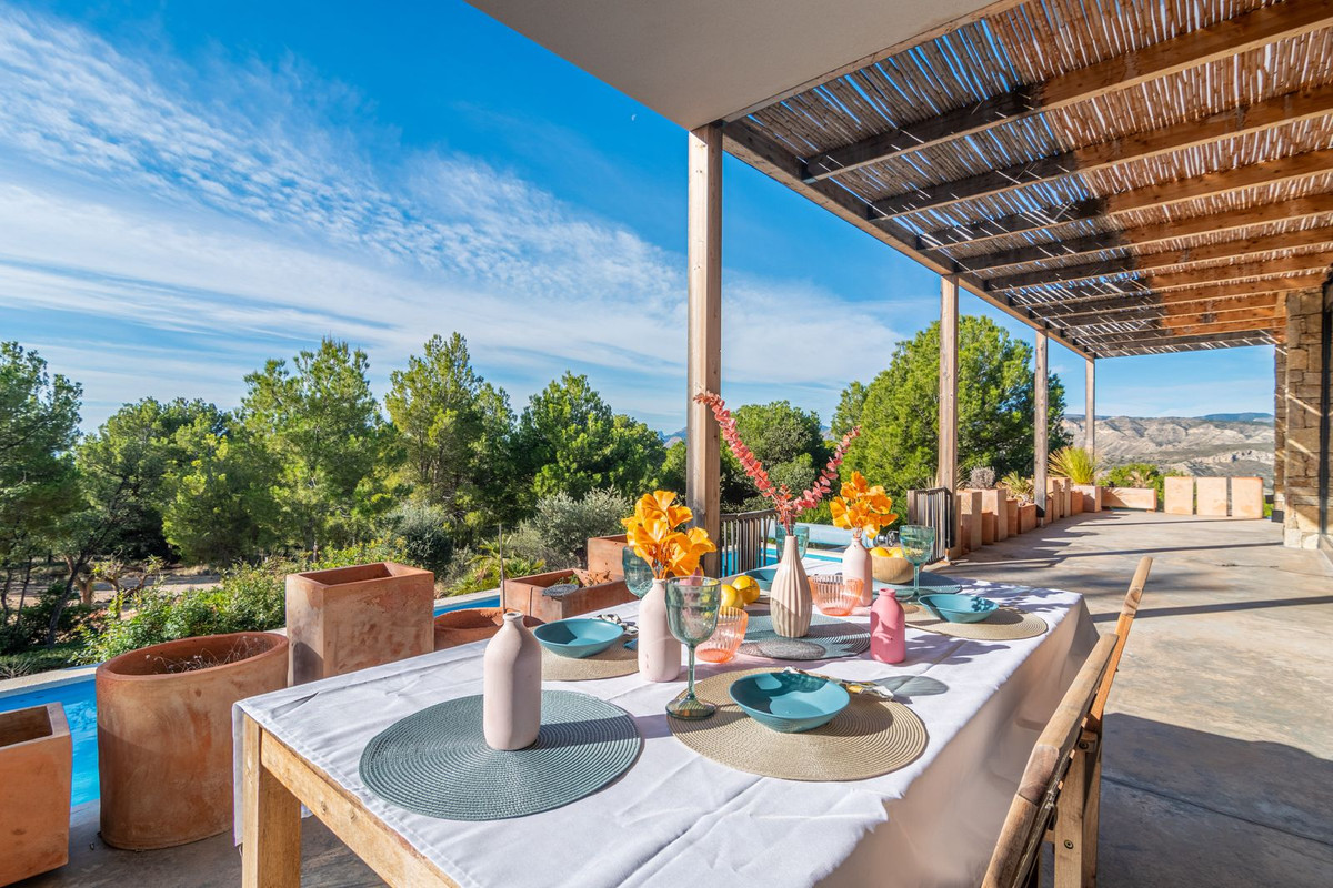 Vrijstaande Villa te koop in Busot | 4 slaapkamers H4503058