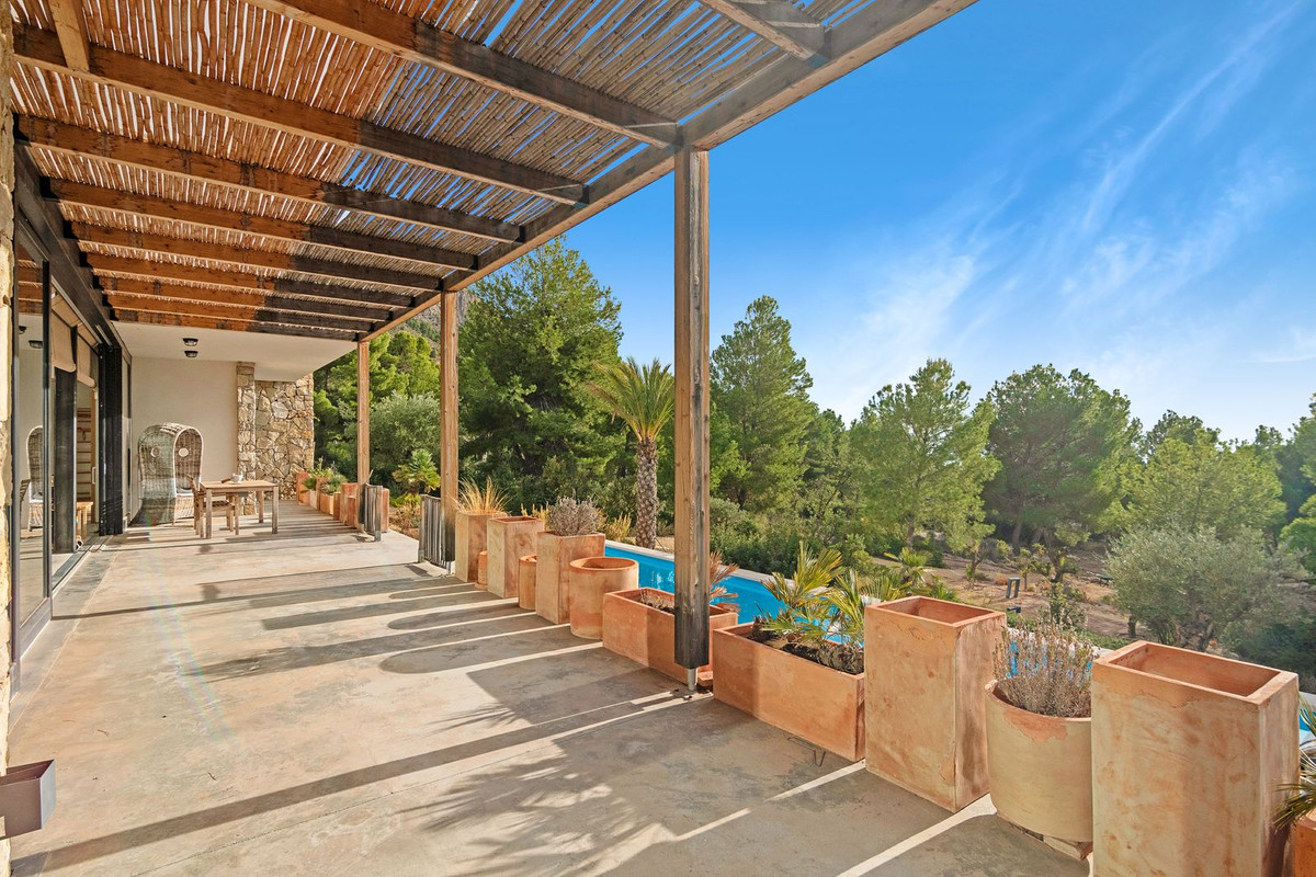 Vrijstaande Villa te koop in Busot | 4 slaapkamers H4503058