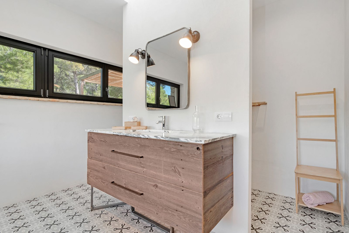 Vrijstaande Villa te koop in Busot | 4 slaapkamers H4503058