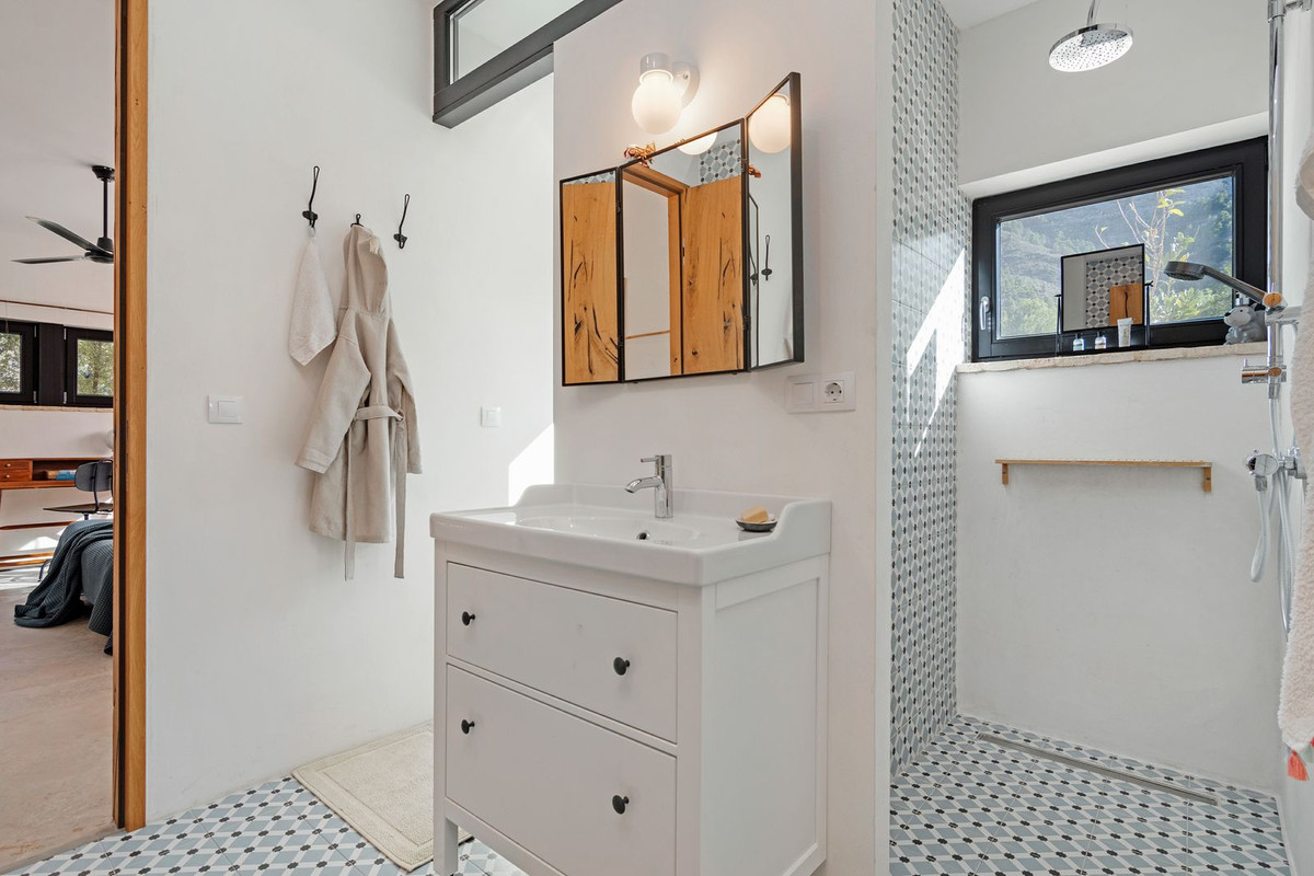 Vrijstaande Villa te koop in Busot | 4 slaapkamers H4503058