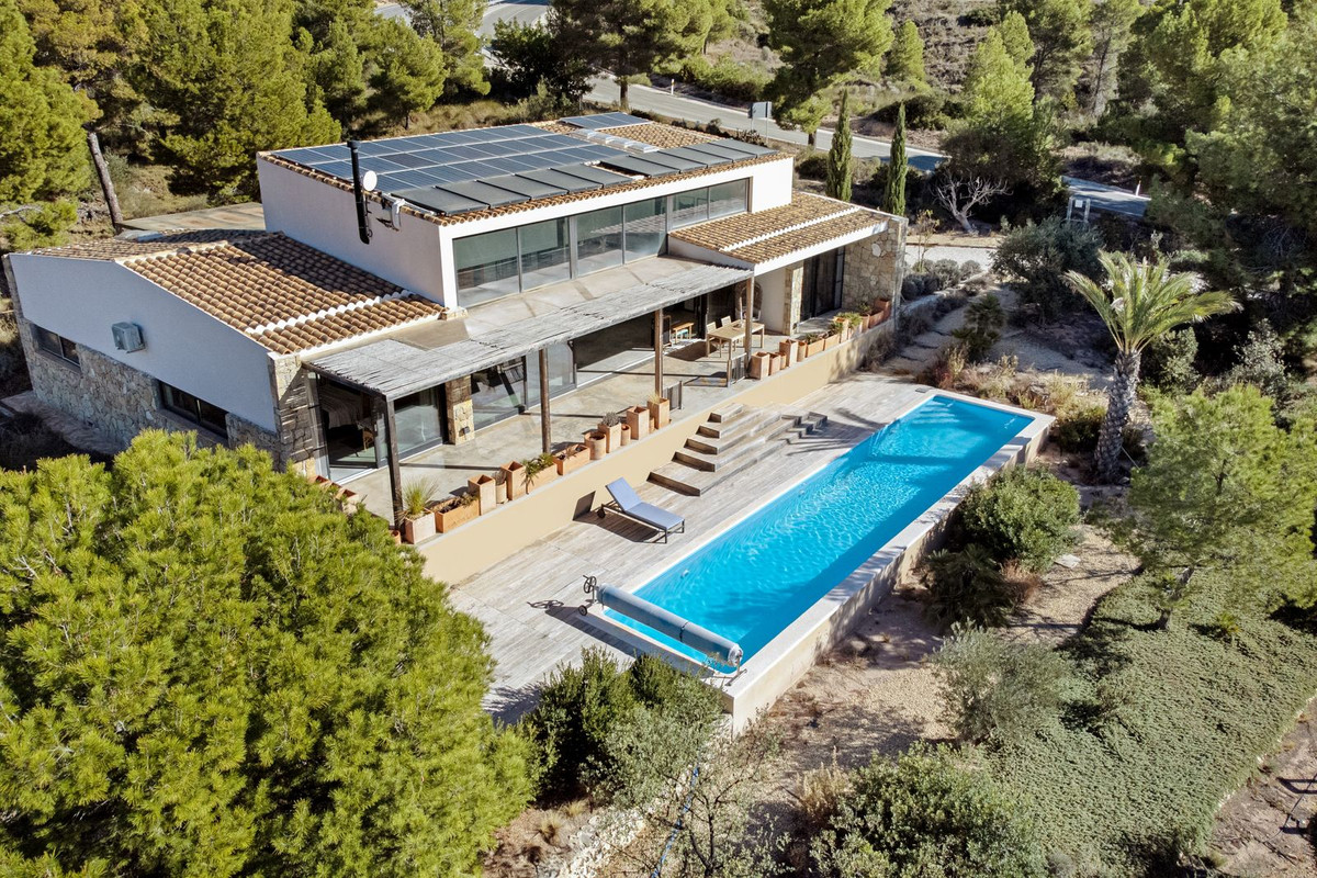 Vrijstaande Villa te koop in Busot | 4 slaapkamers H4503058